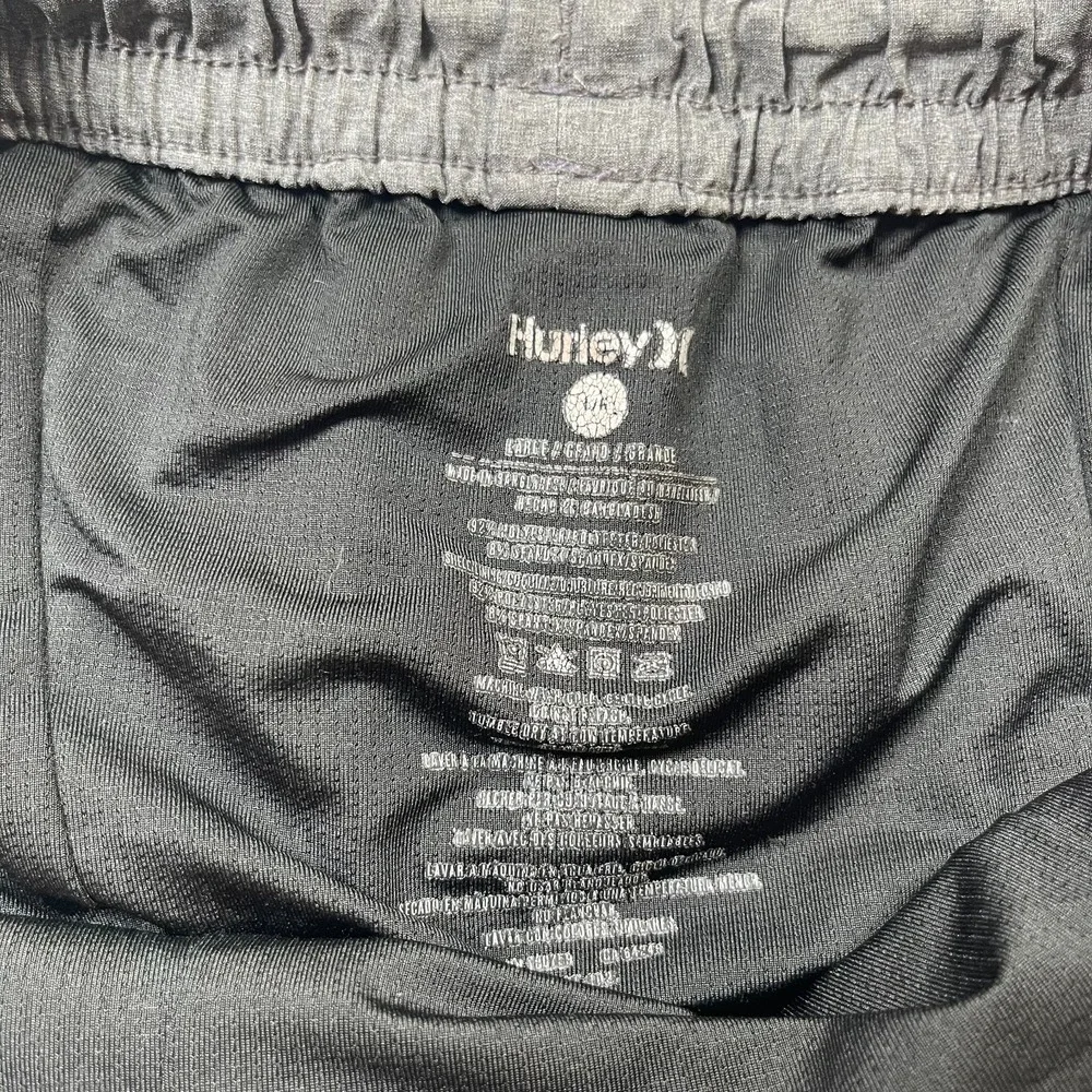 Hurley Swim Shorts Men's Large Gray Pineapple Print Nylon Stretch Drawstring